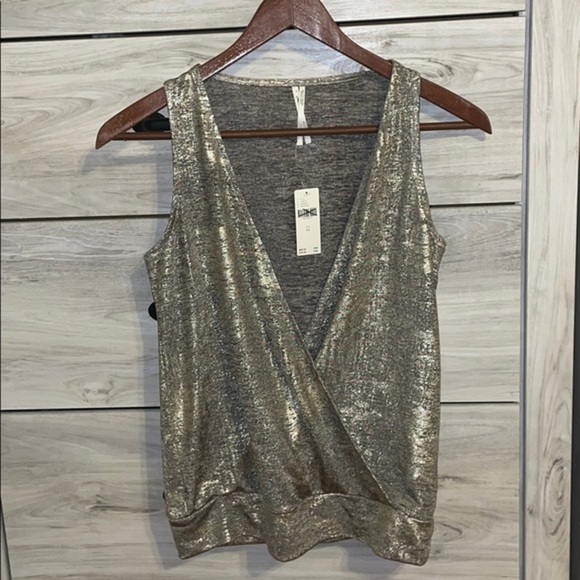 NWT Anthropologie Sabrina Summer Shimmer blouse - Picture 2 of 3
